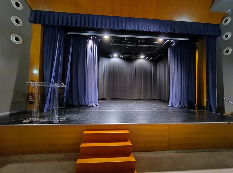 Sede centre cultural el moli escenario